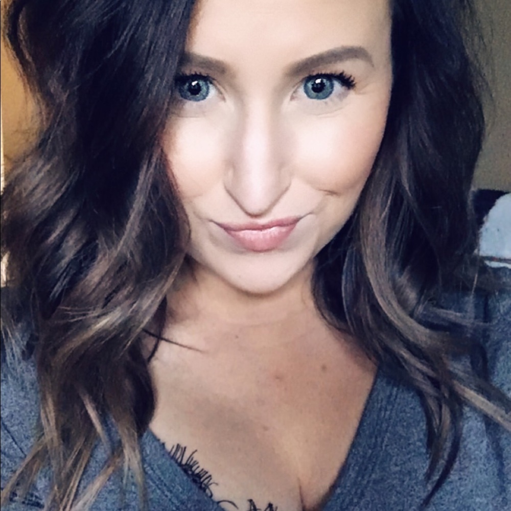 Meet your Posher, Brianna